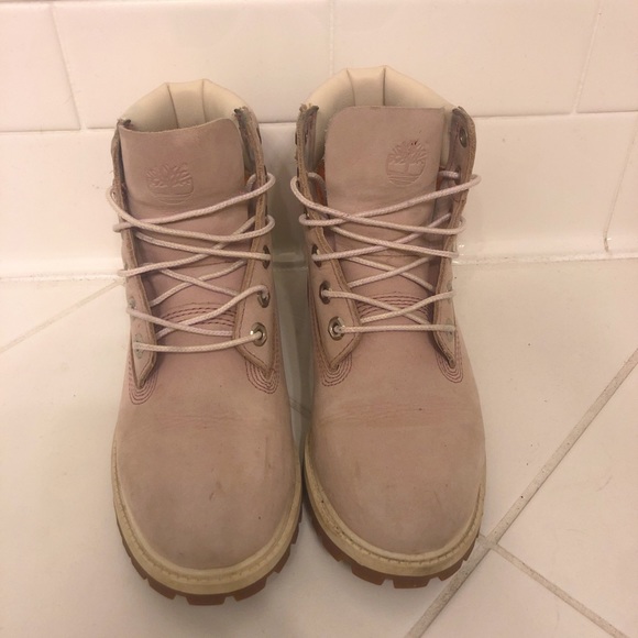 Pink Timberlands - Picture 2 of 2
